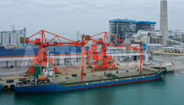 一次成功！紅獅集團廣州港茂名碼頭卸船機成功試生產！