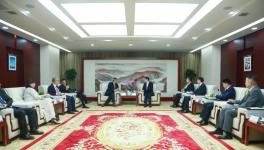 周育先會見霍尼韋爾全球董事長兼首席執行官柯偉茂一行